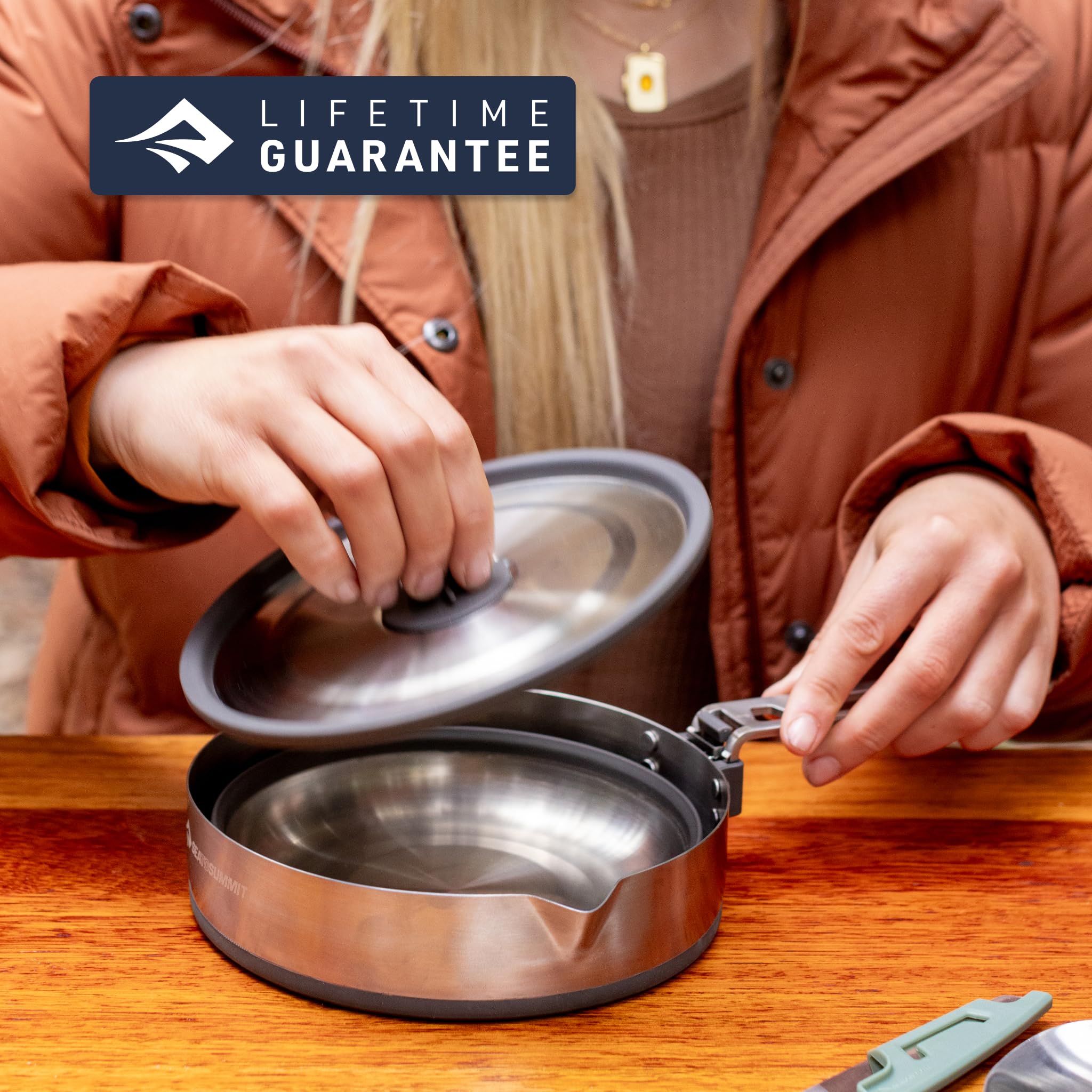 Sea to Summit Detour Stainless Steel Collapsible Pouring Pot, 1.8 Liters - Image 7