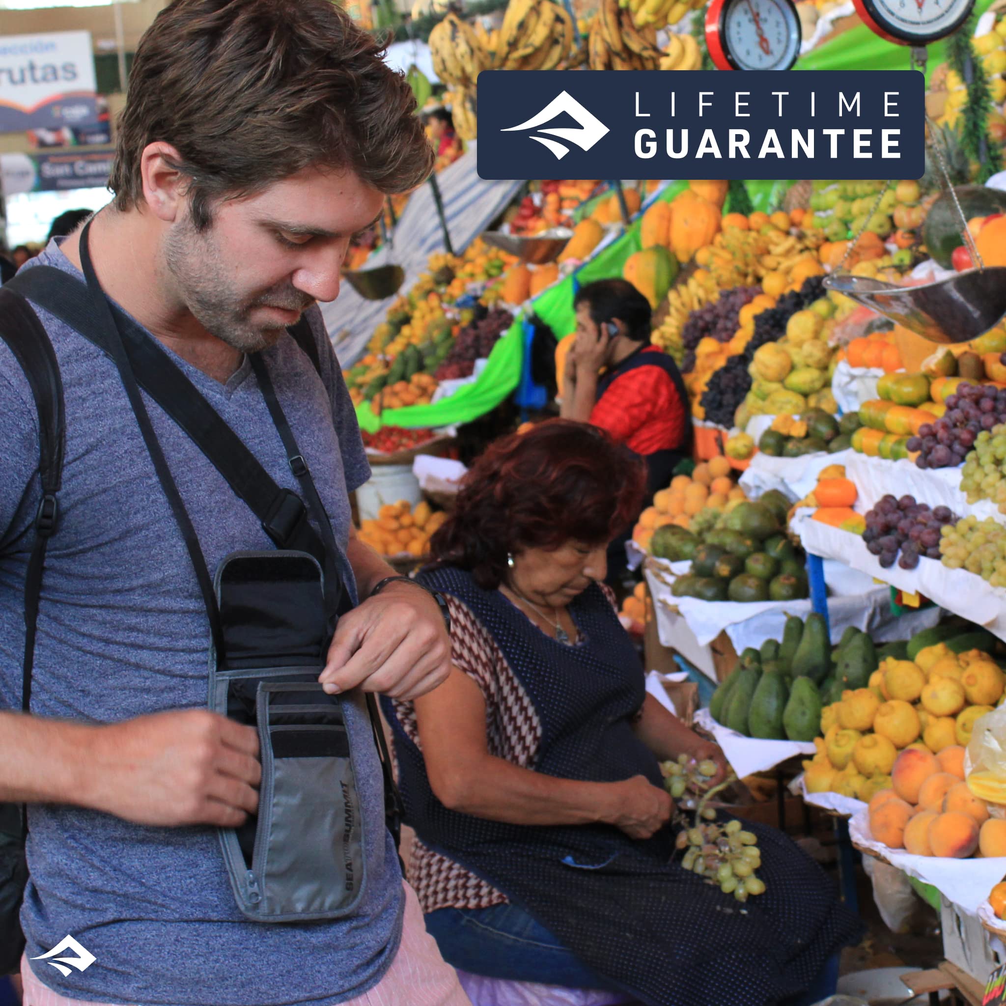 Sea to Summit Travelling Light Neck Pouch RFID - Image 6